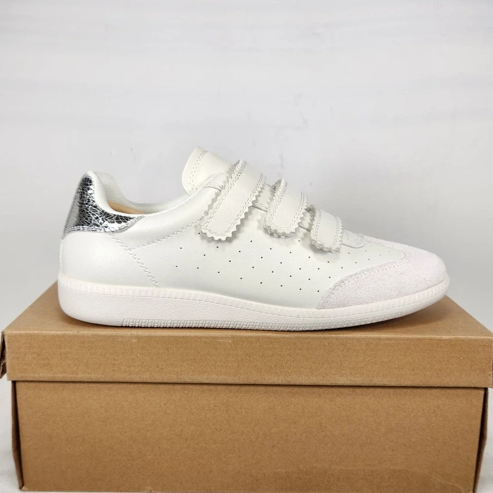 Steve Madden Momentum Sneaker Women Size 8.5 White Silver Triple Strap Casual